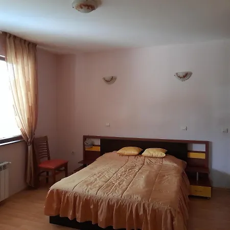 вилла мадонна Guest house Varna
