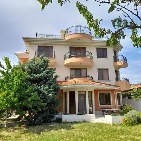 Guest house вилла мадонна *