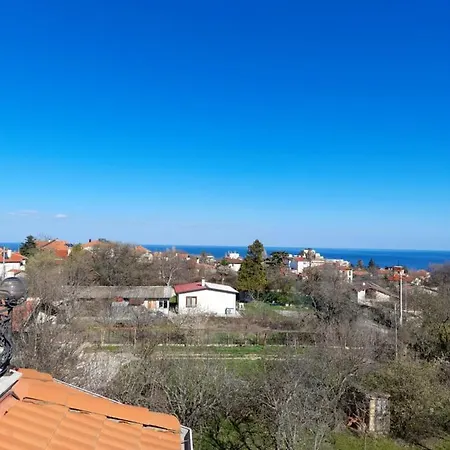 Guest house вилла мадонна Varna